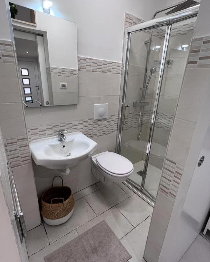 Apartament Al Rifugio Di Rosmy Bari Zewnętrze zdjęcie